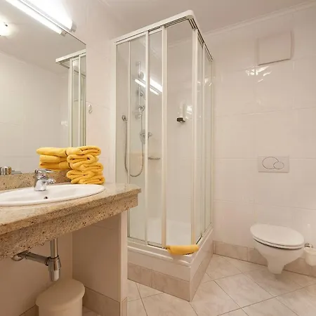 Sonneck Apartahotel 4*